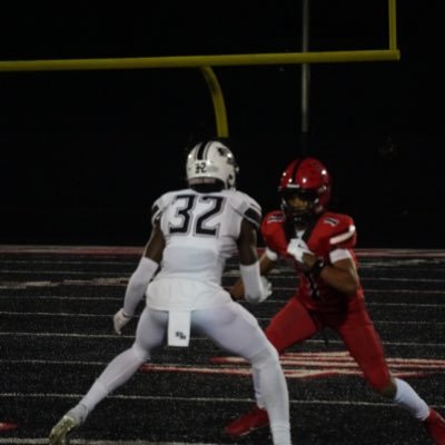C/O 2025 || 6’3 || 175 || |Track Jumper/Sprinter|| 4.4/5 GPA 2x State Qualifier| 2x All Conference| LJ PR 23 FT| 200 PR 22.89 FAT|| NCAA ID # 2312186118