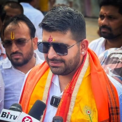 MahendraSi24310's profile picture. fan of ravsa bhati 🙂❣️