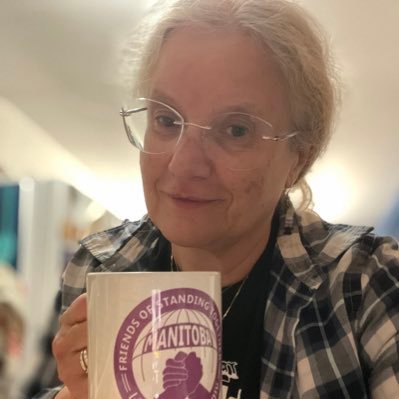 DMs from mutuals only. Proudly queer anti-fascist. COVID cautious. Rabbinical student. Health & affiliate marketing. Find me@ link below! 👇