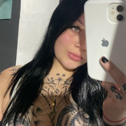 ig @chavez.bren 💋
