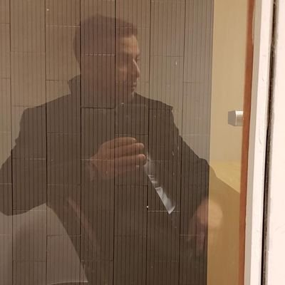 kelgazzar's profile picture. Lawyer, amateur mechanic, beer leaguer, Oilers fan.

https://t.co/3fV9lI8yc4