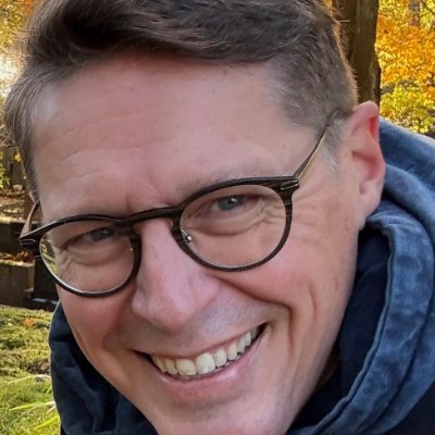 mikruo's profile picture. Founder & CEO of Vibemetrics. MSc. Passionate about vibes at work and employee engagement. Dreaming of a world where well-being and growth align.