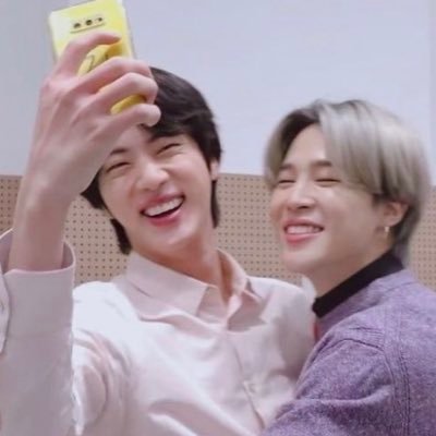 i will make everything about jinmin. that’s my entire personality. — ✦ #1 falling enthusiast ✦
