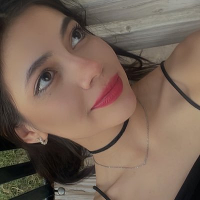 gleyrau's profile picture. Une petite fleur qui pousse