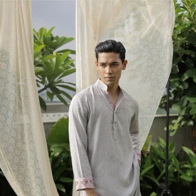 ayman_joha85025's profile picture. Life is so short, go after what you love