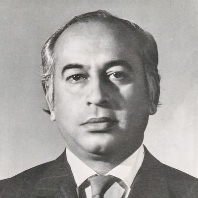 Ghlm_Dogar's profile picture. just a Mohammedan Dogar chilling on here. father of 10. future CEO of Punjab police.