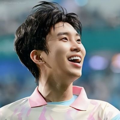 CSZ0NIc0jm09FrQ's profile picture. 건행