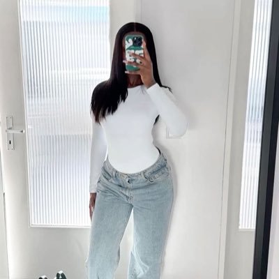 Aida_xo3's profile picture. Executive VA for coaches & founders • I build automations that free up 10+ hours weekly