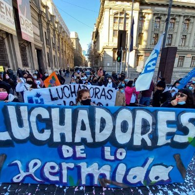 Somos Agrupación por la vivienda Luchadores y Luchadoras de Lo Hermida.
Desde 2018.