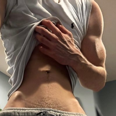 tatehardenz's profile picture. Private Dm