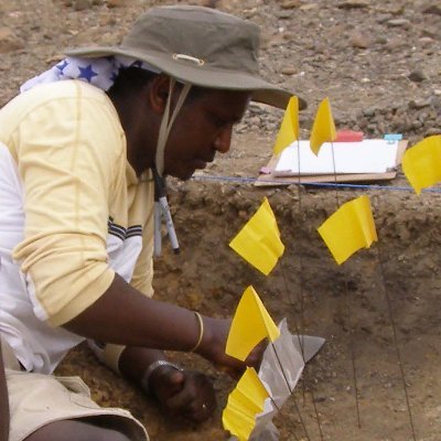 An archaeologist interested in human origin and dispersal | Does research in East Africa | Ph.D. from Stony Brook U. | Native of Eritrea | a dad | Faculty @UofL