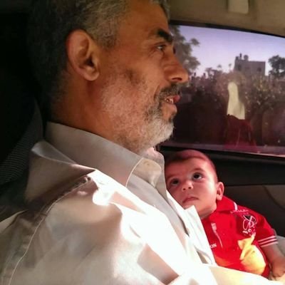 ولعًلَّ الله يُرسينا بِبرٍ يابسٍ إذا رأتهُ العينُ تكتحِلُ ..