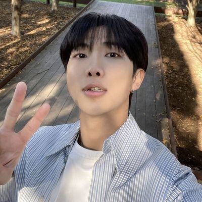 va_namu's profile picture. 