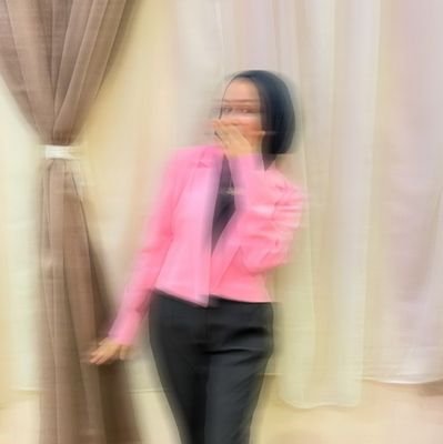 وأهدِ قَلبِي وثبّته فَإِنَّه ضَعيفٌ تَائِه الخُطى.
7.24🚶♀️