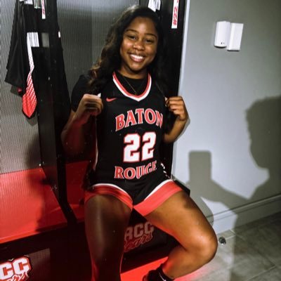 ICC women’s basketball | 5’8 Combo Guard 3.5 GPA. Email kayy.ken@gmail.com. I don’t just like basketball I love it !😁| 2022 -2024 Division IV State Champion.