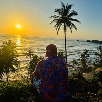 OMLM10's profile picture. Common man, .. RTs are not endorsements. 📉📈 . 🇮🇳❣️