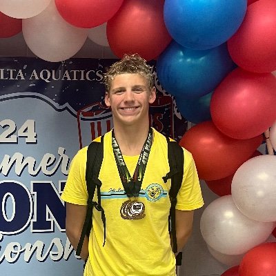 Downers Grove South Swimming, Class of 2027, GPA 3.86/4.14, Hornets Swim Club