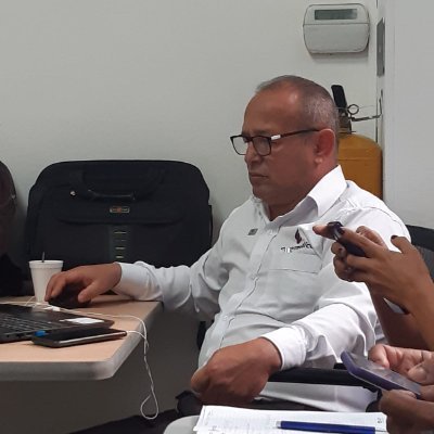 bogotano, pero caleño por adopción,, EX URIBISTA, eso si progresista, creo en Jesucristo y su promesa, respeto la diferencia