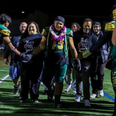 @DundalkFootball • C/O 2025 • DT • 6’2”• 320lb • 3.0 GPA • #75 • 1st Team All-County and All-Division DT ‘23• jaedenlane73@gmail.com 🇬🇺🤙🏽