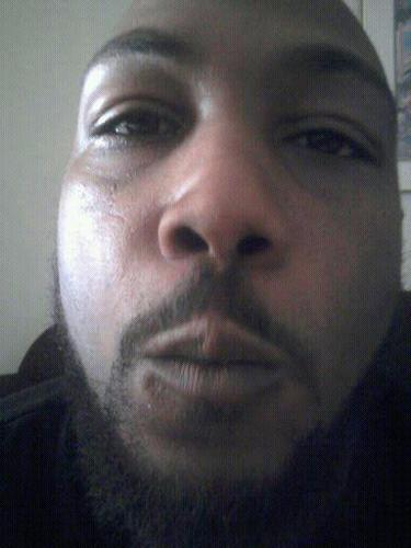 I'm ah father before im ah daddy of three, loud smoking animal. Drink vodka like it's Gatorade. Willie Gray grandson. Oboy 4life