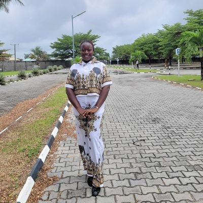 || Psychologist 🧠✨|| Mind Doctor Helping you navigate life’s ups and downs, one session at a time. Let's explore your mind together!
visit https://t.co/E7k5jxQO6d 😊