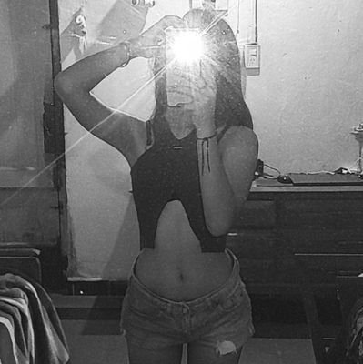 no quiero papeles, no quiero novelas, yo quiero tu aamorrr