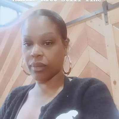 Earthtokitt's profile picture. Fass Auntie