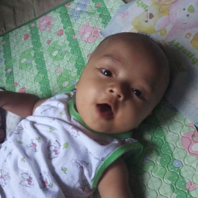 sesulit apapun Tuhan memberikan kita cobaan pasti tetap akan ada jalan keluarnya..so,jangan pernah menyerah yakinlah jalan Tuhan itu selalu indah..
