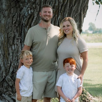 FarminKurty's profile picture. Pioneer Sales Rep. Owner of Ag Force LLC.