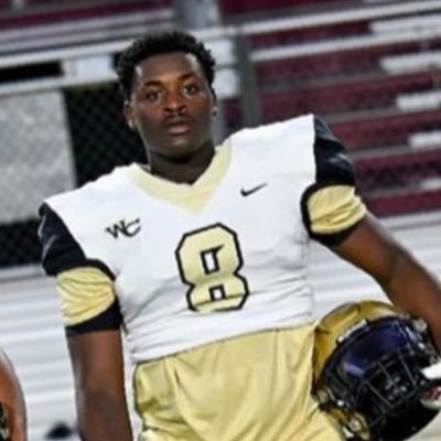 Linebacker @CGTC//6’2 215 OLB,|cell 478-232-1802|email|taypoole45@gmail.com