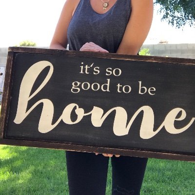 HomewithSeni's profile picture. Creating custom art work since 2012  
https://t.co/K1pbl3XPld