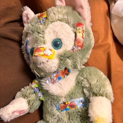 shocorasan14's profile picture. 2024年11月期卒、まったくの未経験からグラフィックデザインを学んでいます！ 子育てを言い訳にしたくない ！頑張るぞー💪🏻