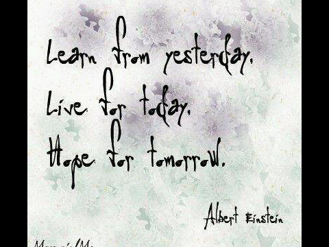 lauratweetlive's profile picture. 