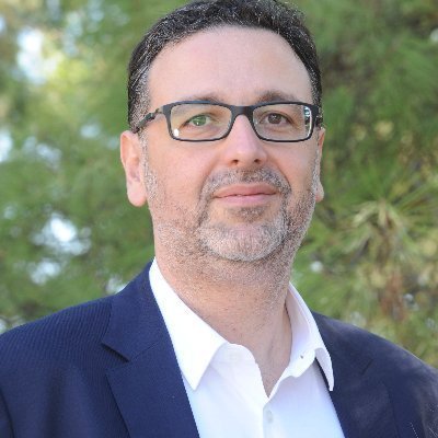 Ass. professor of Law, Aristotle University of Thessaloniki.
Constitutonal law; constitutional history; history of law; law and politics; judicial review