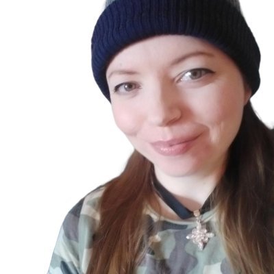 Freelance writer covering #videogames with work published at Game Rant, Gfinity Esports, NiceGameHints and https://t.co/3itGvbYd5Y.
Artist
Pet budgie enthusiast.
