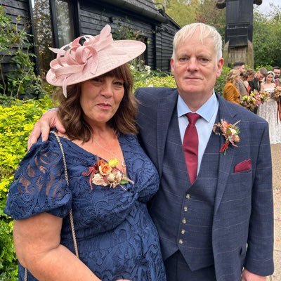 ❤️ and miss my son George..Love Tracy..the kids & Cookie 🐕🦺.East Ender… Cricket..England 🏴 Essex CCC🏏..WHU ⚒⚽️.Fighting Cancer👊 @ProstateUK