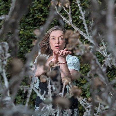 Undead once again~poisonous plantlore purveyor~reanimated on X by @FolkloreThurs 🧟♀️
Author of #TimeTravellersHerbal more alive amanda.edmiston on the 'gram