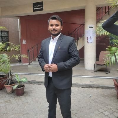 mohan_karunesh's profile picture. अध्यक्ष युवा कांग्रेस 298विधानसभा करनैलगंज #NSUI law student Lucknow University🎓🎓