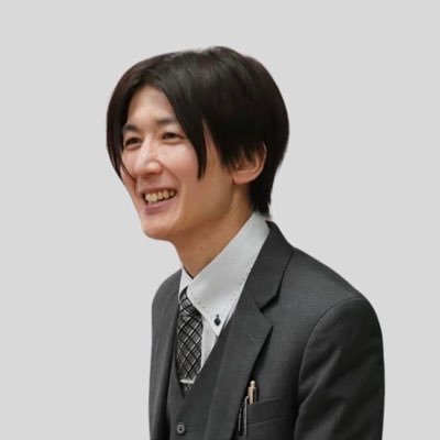 私立小学校教員/ 元バンコク日本人学校 研究主任/ 元仙台市公立小学校 研究主任・学力向上担当等/ ロイロ認定ティーチャー/ スクールAI認定ティーチャー/ Certified Facilitator of Public Relations for School/ ペップティーチャー/ 教科×探究×生成AI実践研究中