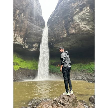 23views_'s profile picture. EXISTENCE