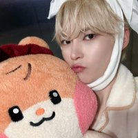 ✧・゚: (@roscentbriize) 's Twitter Profile