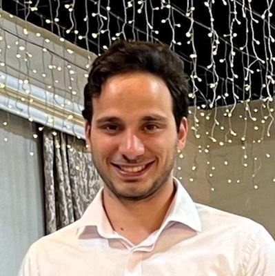 پر تلاشِ خسته
/تنوع طلب و ب دنبال ثبات
/دغدغه مند برای رشد
/عاشق نوشتن و یادگیری
✍️خواستی ب وبلاگم ی سر بزن