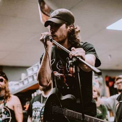 I write fight riffs that make you think in @resent_hc