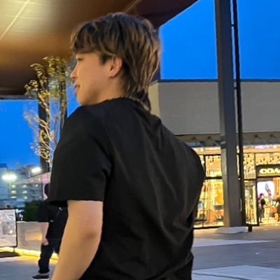 FX歴4年目/もちぽよさんの本と出会ってFXの世界に飛び込みました💹凡人でも人生変えれるって証明すんで🫅