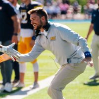 Billy Hug (@coachhug9) 's Twitter Profile Photo Billy Hug (@coachhug9) 's Twitter Profile Photo