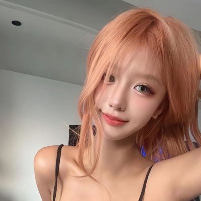 tiniclark's profile picture. 