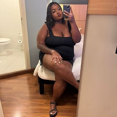 Bombom3547's profile picture. Quando eu sou boa eu sou ótima, mais quando eu sou ruim sou melhor ainda!
Capricórnio ♑ 
Vascaína 🖤🤍 
carioca 🍻🌞 
casada 🥰💍