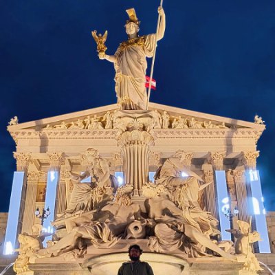 Intento de persona.
De Bogotá, Cinefilia y Literatura.
Hablo de New York Knicks en(@ColombiaKnicks)