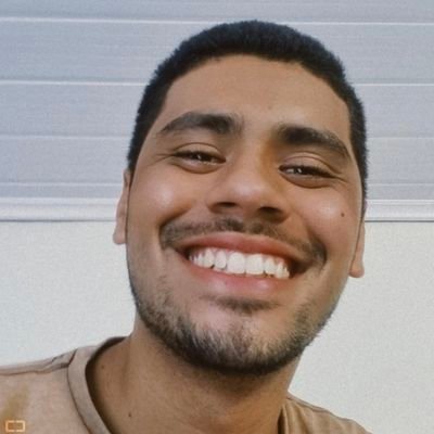 Perfil destinado a dar opinião que ninguém pediu e contar sobre a vida que ninguém liga...