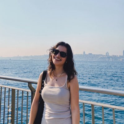 rbbbll's profile picture. 